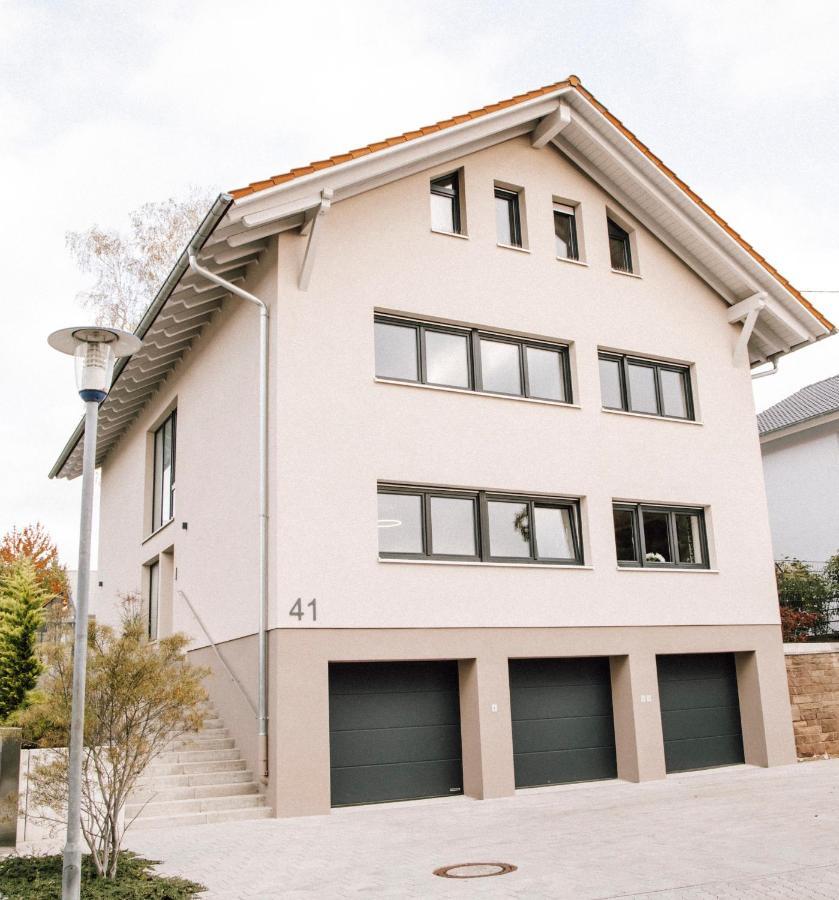 BlumenRaum - Ferienwohnung In Karlsruhe Exterior foto
